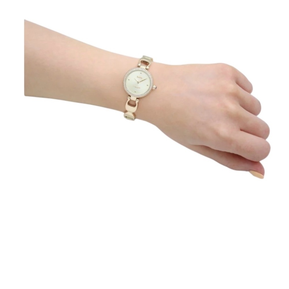 COACH
Women's Park Gold-Tone Bracelet Watch 26mm - Picture 4 of 6